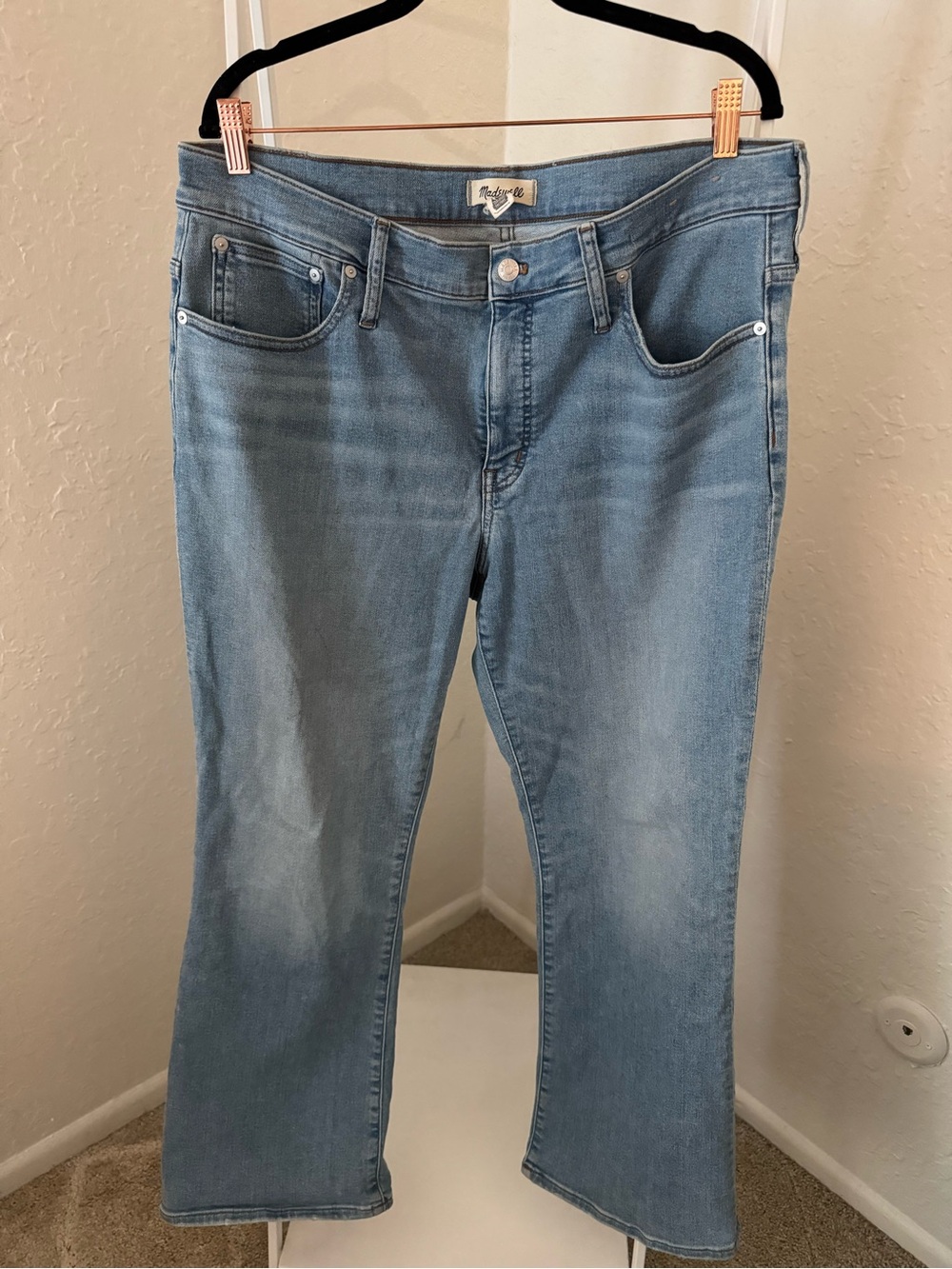 Madewell Light Mid Rise Kick Out Jeans